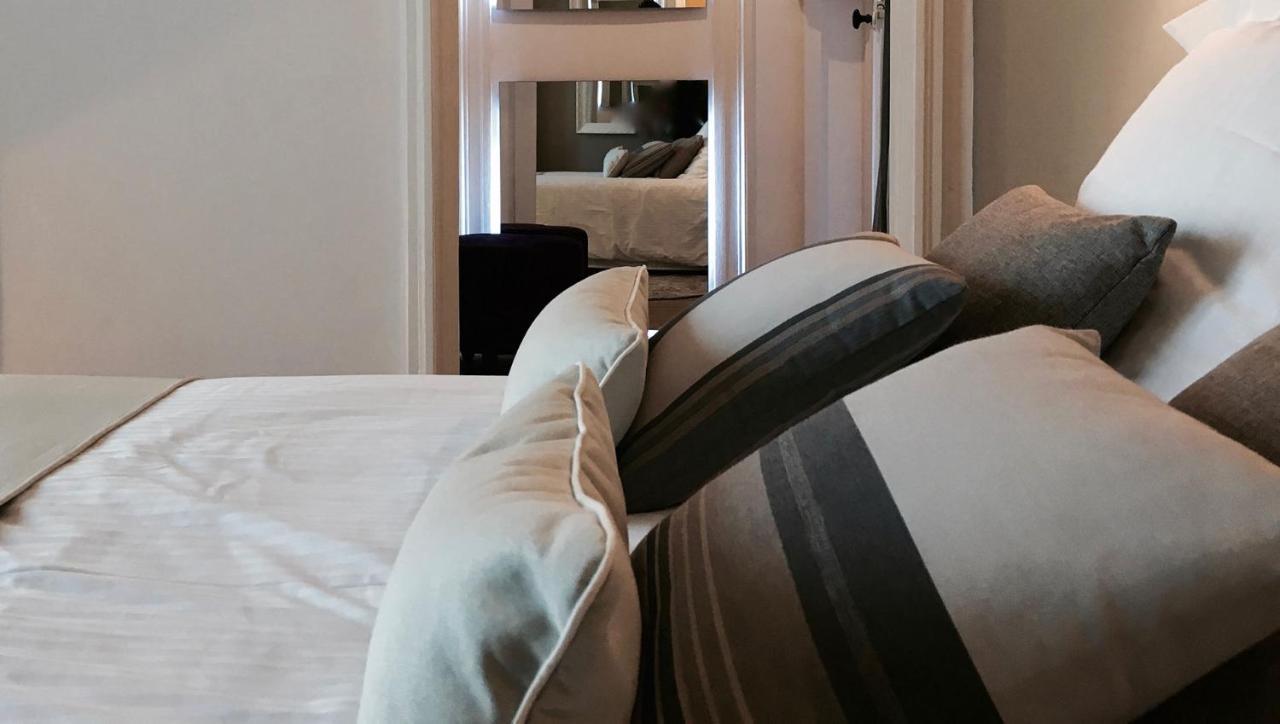 La Domitia - Maison D'Hotes, Massages & Bien-Etre Montbazin Exteriör bild