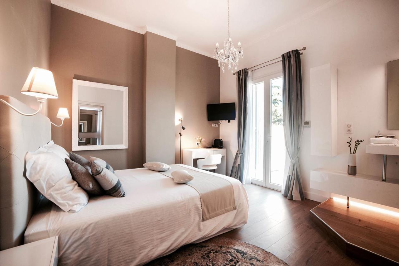 La Domitia - Maison D'Hotes, Massages & Bien-Etre Montbazin Exteriör bild