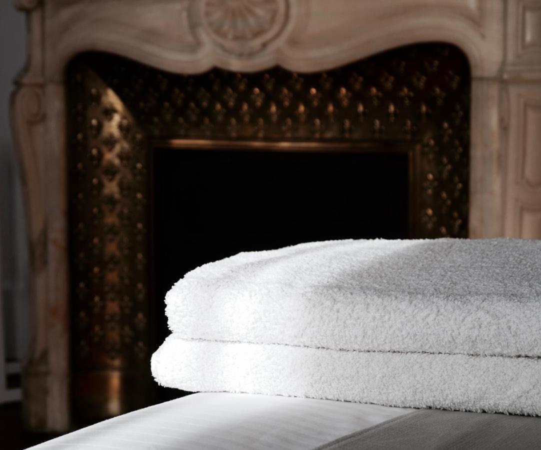 La Domitia - Maison D'Hotes, Massages & Bien-Etre Montbazin Exteriör bild