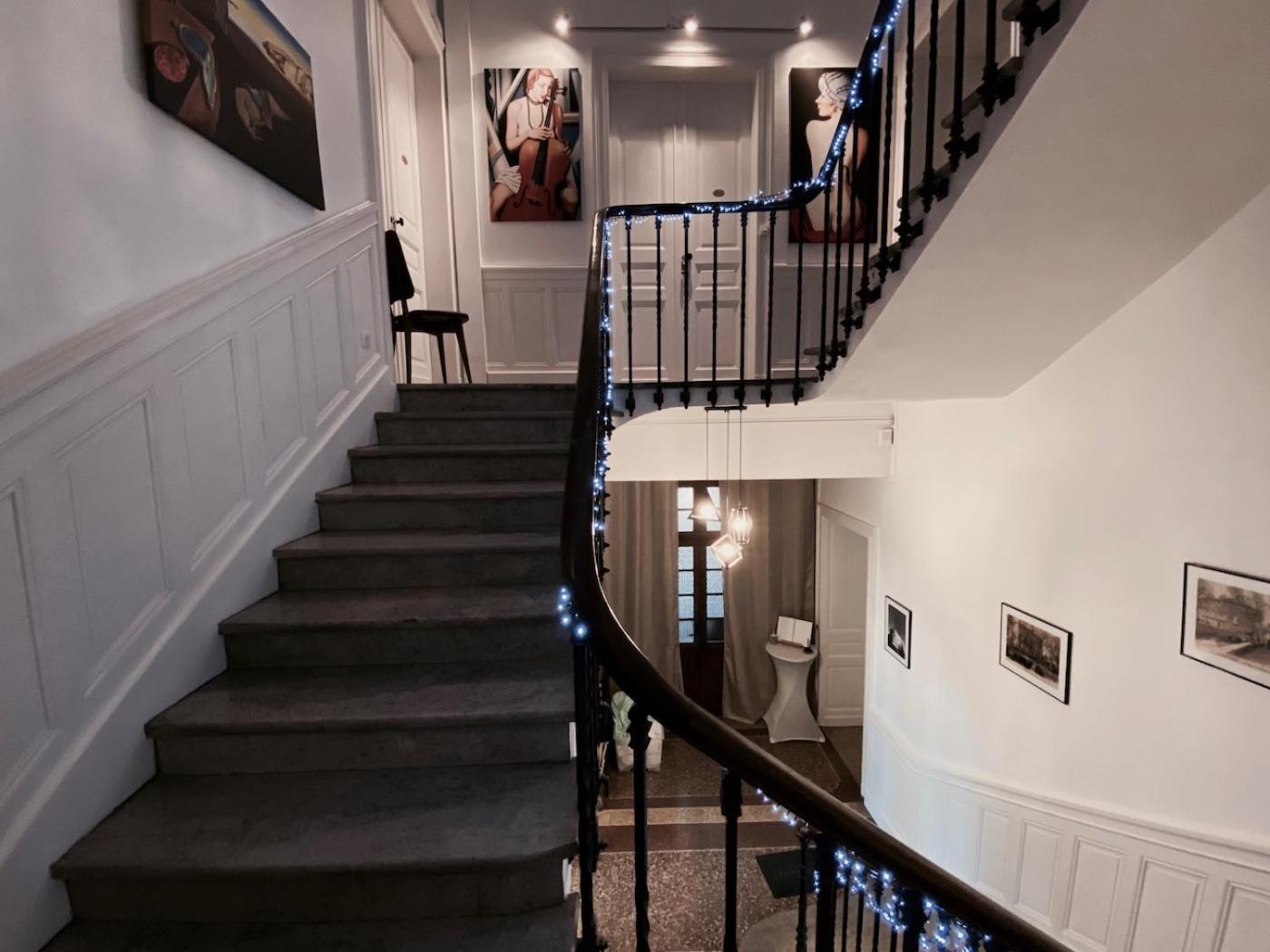 La Domitia - Maison D'Hotes, Massages & Bien-Etre Montbazin Exteriör bild