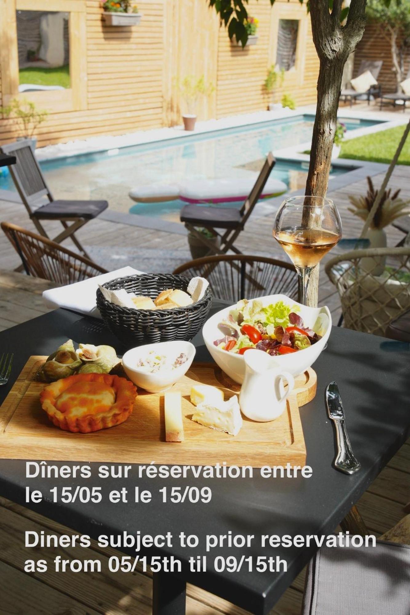 La Domitia - Maison D'Hotes, Massages & Bien-Etre Montbazin Exteriör bild