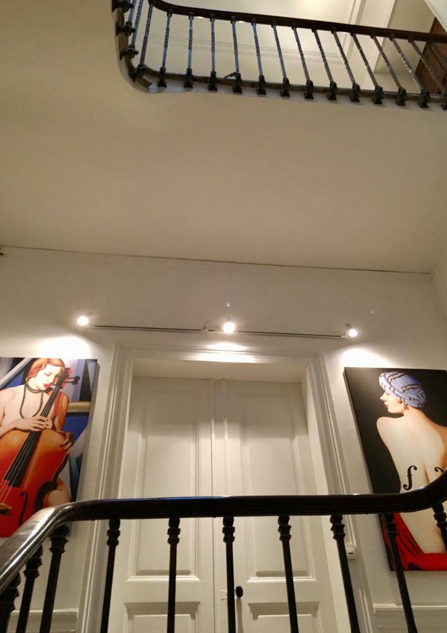 La Domitia - Maison D'Hotes, Massages & Bien-Etre Montbazin Exteriör bild