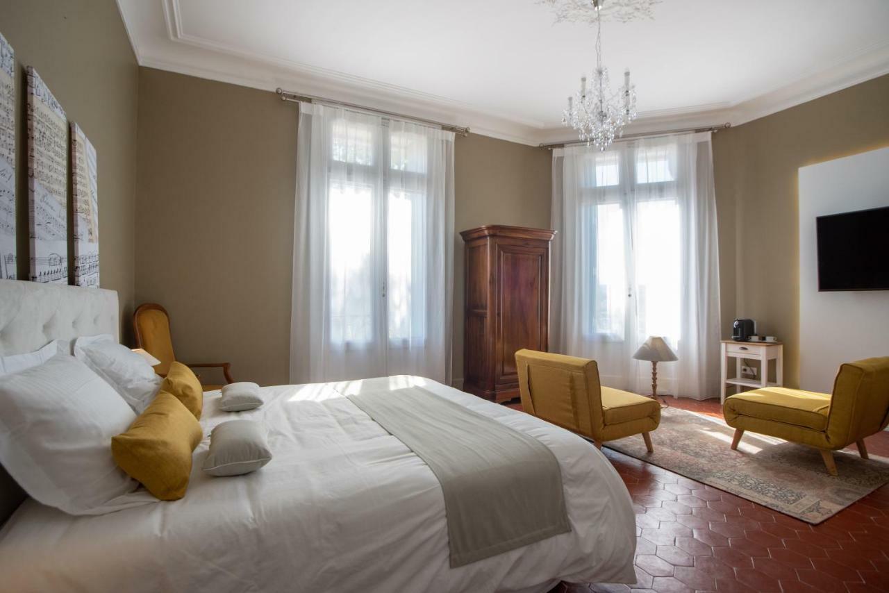 La Domitia - Maison D'Hotes, Massages & Bien-Etre Montbazin Exteriör bild