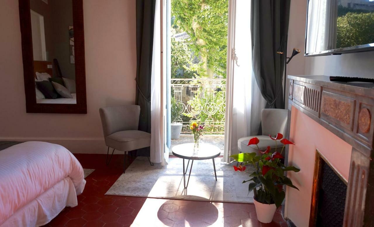 La Domitia - Maison D'Hotes, Massages & Bien-Etre Montbazin Exteriör bild
